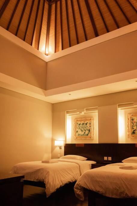 Balinese Stile Nusa Dua (Bali)